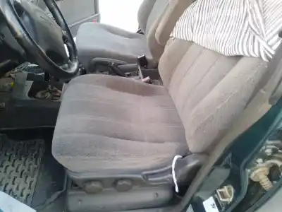 Автозапчастина б/у ліве передне сиділо для OPEL MONTEREY B (M98) 3.0 DTI (UBS73D, UBS73G) Посилання на OEM IAM   