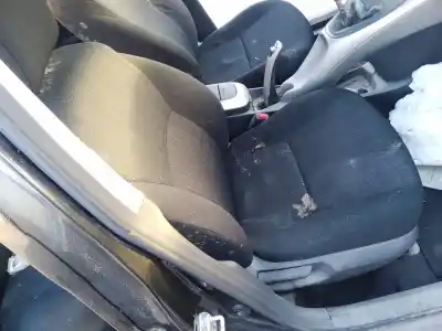 Pezzo di ricambio per auto di seconda mano SEDILE ANTERIORE DESTRO per TOYOTA AURIS Luna Riferimenti OEM IAM   