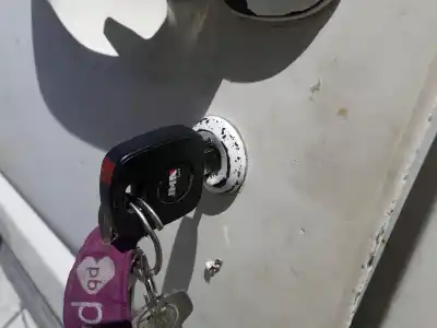 İkinci el araba yedek parçası SOL ÖN KAPI SILINDIRI için NISSAN TERRANO II (R20) 2.7 TDI 4WD OEM IAM referansları   