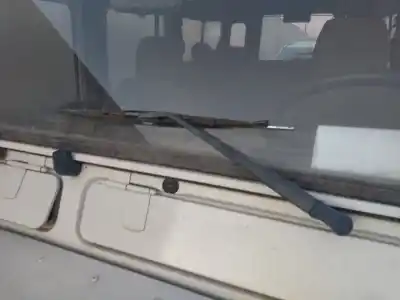 Second-hand car spare part LEFT FRONT WINDSHIELD WIPER ARM for LAND ROVER DEFENDER 2.5 TD LAND ROVER OEM IAM references   