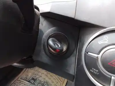 İkinci el araba yedek parçası  için SSANGYONG KYRON  OEM IAM referansları   