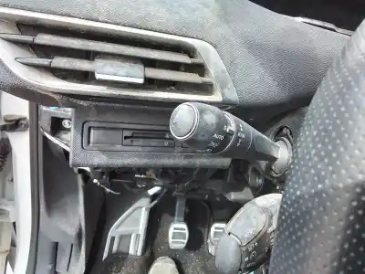 Peça sobressalente para automóvel em segunda mão comutador de luzes por peugeot 3008 active referências oem iam 98262588zd