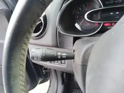 Second-hand car spare part headlights switch for renault clio iv zen oem iam references e10670323  