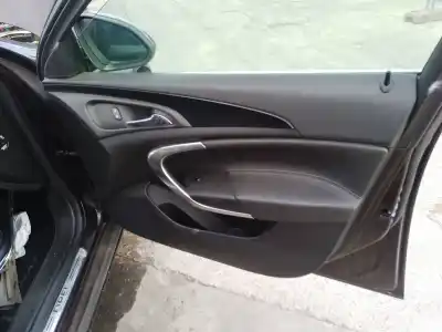 Автозапчасти б/у ОБИВКА ПЕРЕДНЕЙ ПРАВОЙ ДВЕРИ за OPEL INSIGNIA A SEDÁN (G09) 1.6 CDTI (69) ссылки OEM IAM 22846590  