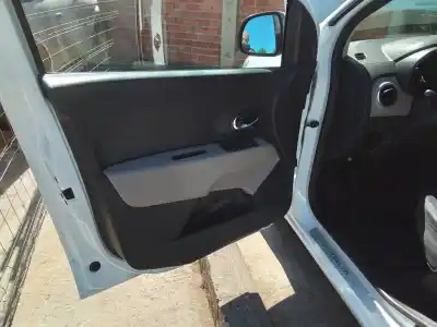 Автозапчастина б/у оббірка передніх дверей ліва для DACIA LODGY (JS_) 1.5 dCi Посилання на OEM IAM   