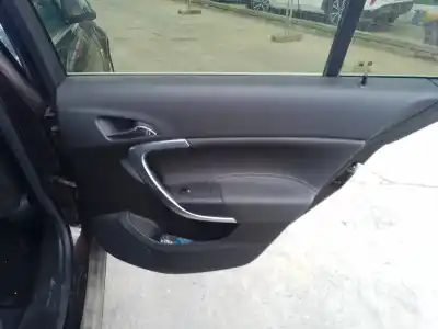 Автозапчастина б/у ОБЛИККА ЗАДНІХ ПРАВІХ ДВЕРЕЙ для OPEL INSIGNIA A SEDÁN (G09) 1.6 CDTI (69) Посилання на OEM IAM 13327688  