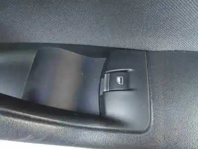Автозапчасти б/у ВЫКЛЮЧАТЕЛЬ ПЕРЕДНЕГО ПРАВОГО ОКНА за AUDI A3 (8P1)  ссылки OEM IAM   