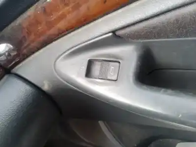 Автозапчастина б/у передній правий віконний вимикач для AUDI A4 B5 (8D2) 1.9 TDI Посилання на OEM IAM   
