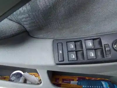 Peça sobressalente para automóvel em segunda mão Botão / Interruptor Elevador Vidro Dianteiro Esquerdo por BMW X5 (E53) 3.0 D Referências OEM IAM   