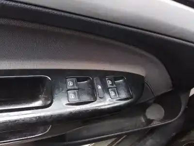 Tweedehands auto-onderdeel linker voorruit schakelaar voor skoda octavia berlina (1z3) active oem iam-referenties 