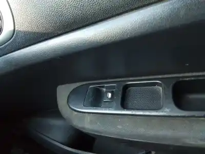 Pezzo di ricambio per auto di seconda mano INTERRUTTORE ALZACRISTALLI ANTERIORE DESTRO per PEUGEOT 307 (S1)  Riferimenti OEM IAM   