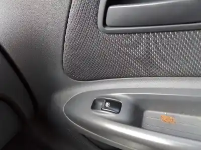 Piesă de schimb auto la mâna a doua panou comandã geamuri electrice fatã partea din dreapta pentru kia rio (jb) g4ee referințe oem iam 