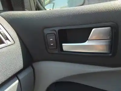 Gebrauchtes Autoersatzteil FENSTERSCHALTER VORNE RECHTS zum FORD FOCUS  OEM-IAM-Referenzen   