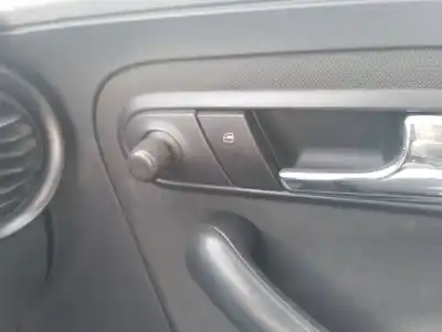 Автозапчасти б/у ВЫКЛЮЧАТЕЛЬ ПЕРЕДНЕГО ПРАВОГО ОКНА за SEAT IBIZA III (6L1)  ссылки OEM IAM   