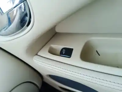 Peça sobressalente para automóvel em segunda mão botão / interruptor elevador vidro dianteiro direito por jaguar xtype 2.0 d classic referências oem iam 
