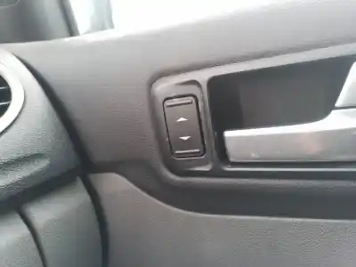 Gebrauchtes Autoersatzteil FENSTERSCHALTER VORNE RECHTS zum FORD FOCUS  OEM-IAM-Referenzen   