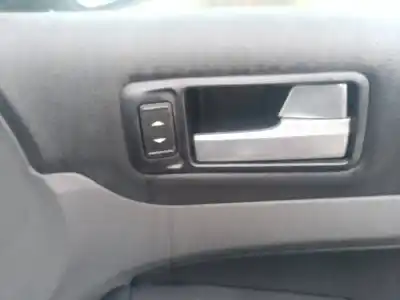 Gebrauchtes Autoersatzteil FENSTERSCHALTER VORNE RECHTS zum FORD FOCUS  OEM-IAM-Referenzen   