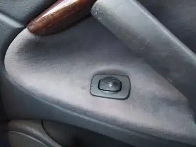 Pezzo di ricambio per auto di seconda mano interruttore alzacristalli anteriore destro per citroen c5 2.0 hdi -rhz riferimenti oem iam 