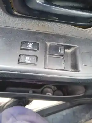 Recambio de automóvil de segunda mano de MANDO ELEVALUNAS DELANTERO IZQUIERDO para SUZUKI GRAND VITARA JB (JT) 1.9 DDiS Turbodiesel referencias OEM IAM   