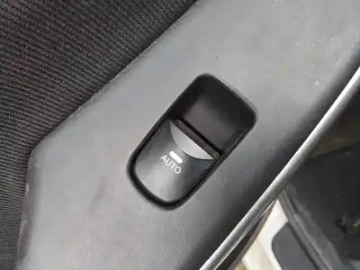 Gebrauchtes Autoersatzteil STEUERUNG DER HINTEREN LINKEN FENSTER zum HYUNDAI I30 (GD)  OEM-IAM-Referenzen   