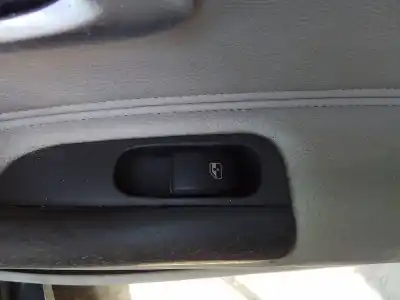 Second-hand car spare part rear right power window switch for saab 93 berlina 2.0 t sek oem iam references 