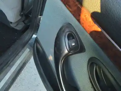 Pezzo di ricambio per auto di seconda mano COMANDO ALZACRISTALLI POSTERIORI DESTRO per PEUGEOT 406 BERLINA (S1/S2) SV Riferimenti OEM IAM   