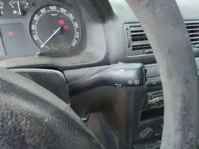 Peça sobressalente para automóvel em segunda mão COMUTADOR DE LIMPA VIDROS por SKODA OCTAVIA BERLINA (1U2) ALH Referências OEM IAM   