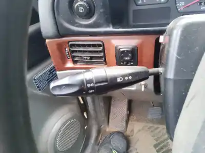 Peça sobressalente para automóvel em segunda mão COMUTADOR DE PISCAS  por SSANGYONG MUSSO 2.9 TDI Grand Lux Referências OEM IAM   