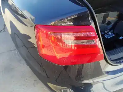 Recambio de automóvil de segunda mano de PILOTO TRASERO IZQUIERDO para AUDI A6 C7 AVANT (4G5, 4GD) 2.0 TFSI referencias OEM IAM 4G5945095A  