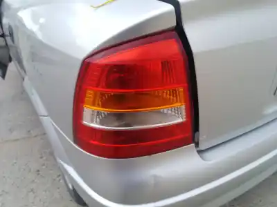 Recambio de automóvil de segunda mano de PILOTO TRASERO IZQUIERDO para OPEL ASTRA 1.6 G referencias OEM IAM   