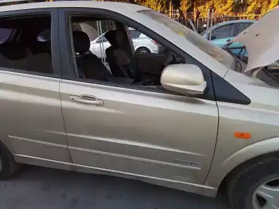 Автозапчастина б/у передні праві двері для SSANGYONG KYRON D20DT Посилання на OEM IAM   