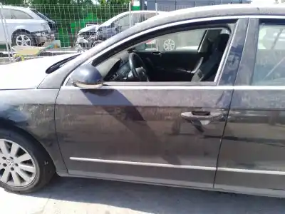 Recambio de automóvil de segunda mano de PUERTA DELANTERA IZQUIERDA para VOLKSWAGEN PASSAT B6 (3C2)  referencias OEM IAM   