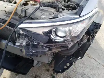 Автозапчастина б/у ліва фара для toyota auris active посилання на oem iam 