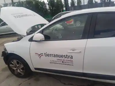 Автозапчастина б/у ПЕРЕДНІ ЛІВІ ДВЕРІ для RENAULT MEGANE III BERLINA 5 P Dynamique Посилання на OEM IAM 801015772R   Автозапчастина б/у ПЕРЕДНІ ЛІВІ ДВЕРІ для RENAULT MEGANE III BERLINA 5 P Dynamique Посилання на OEM IAM 801015772R