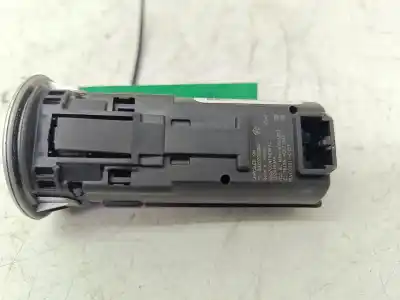 Second-hand car spare part start/stop button for fiat freemont (345) lounge oem iam references 68207000ab  