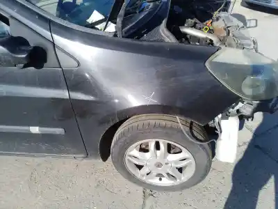 Second-hand car spare part front right fin for renault clio iv grandtour authentique oem iam references   