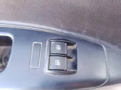 Pezzo di ricambio per auto di seconda mano interruttore alzacristalli anteriore sinistro per opel combo 1.7 d riferimenti oem iam 