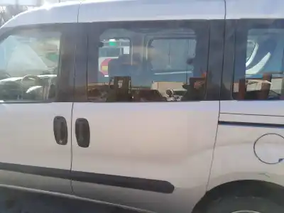 Pezzo di ricambio per auto di seconda mano porta laterale scorrevole sinistra per opel combo 1.7 d riferimenti oem iam 
