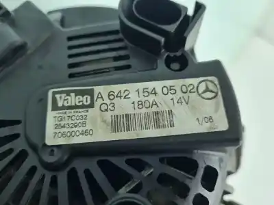 Recambio de automóvil de segunda mano de alternador para mercedes clase m (w164) 320 / 350 cdi (164.122) referencias oem iam a6421540502  