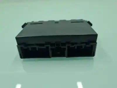 Pezzo di ricambio per auto di seconda mano scatola relè/fusibili per lexus is200 (ds2/is2) 220d riferimenti oem iam 8921153020  