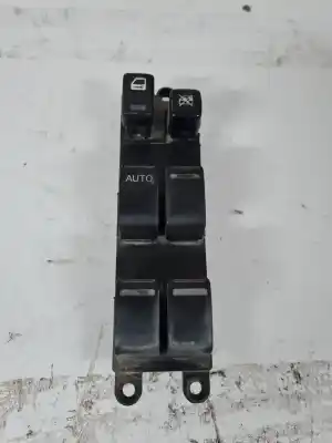 Recambio de automóvil de segunda mano de mando elevalunas delantero izquierdo para nissan terrano/terrano.ii (r20) lx referencias oem iam   