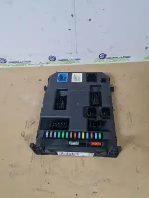 Pezzo di ricambio per auto di seconda mano scatola relè/fusibili per citroen c3 collection riferimenti oem iam 9666952280