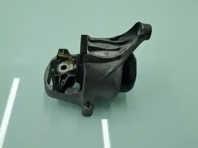 Second-hand car spare part left engine support for audi a4 avant (8w5) básico oem iam references 8w0199371at  