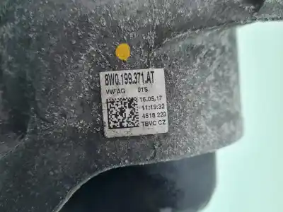 Second-hand car spare part left engine support for audi a4 avant (8w5) básico oem iam references 8w0199371at  