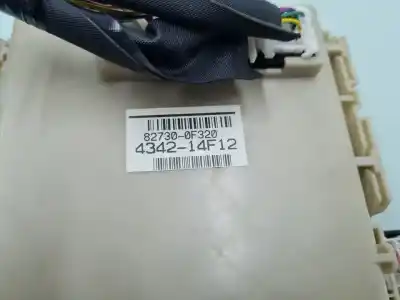 Pezzo di ricambio per auto di seconda mano scatola relè/fusibili per toyota verso (aur2/zgr2) 1.6 comfort riferimenti oem iam 827300f320  