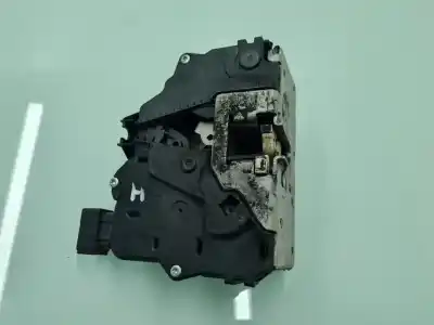 Peça sobressalente para automóvel em segunda mão fechadura da porta dianteira esquerda por opel corsa d catch me referências oem iam 13258271  