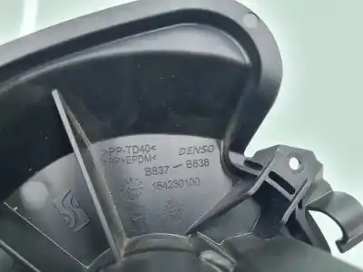 Peça sobressalente para automóvel em segunda mão motor de sofagem por opel corsa d catch me referências oem iam 164230100  