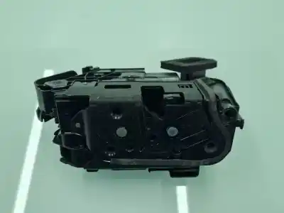 Peça sobressalente para automóvel em segunda mão fechadura da porta dianteira direita por seat ateca (kh7) reference referências oem iam 5tb837016