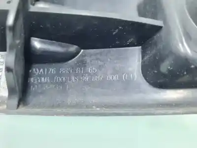 Recambio de automóvil de segunda mano de molduras traseras para mercedes clase a (w176) a 200 cdi blueefficiency (176.001) 136 cv / 100 kw referencias oem iam a1768850165  