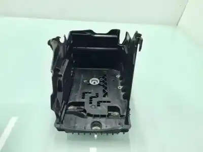 Peça sobressalente para automóvel em segunda mão suporte por land rover evoque prestige referências oem iam ag9n10723ag  